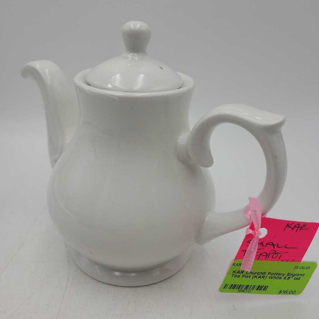 Churchill Pottery England Tea Pot (KAR)