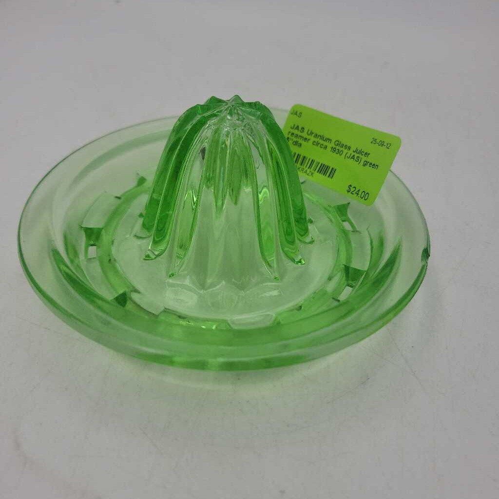 Uranium Glass Juicer reamer circa 1930 (JAS)
