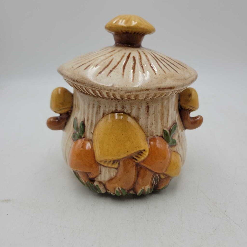 Vintage Arnel's Ceramic Merry Mushroom Sugar Bowl with Lid (BG)