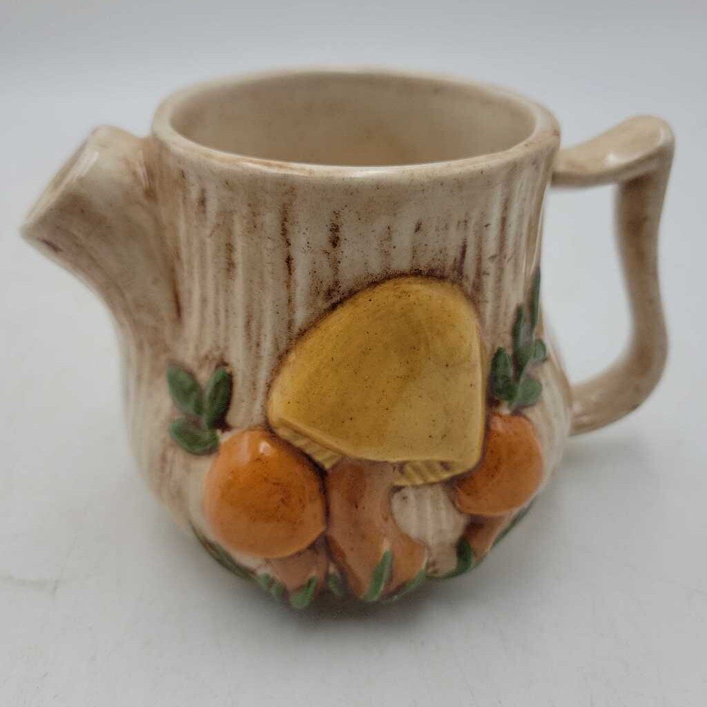 Vintage Arnel's Mushroom Creamer Pitcher (BG)