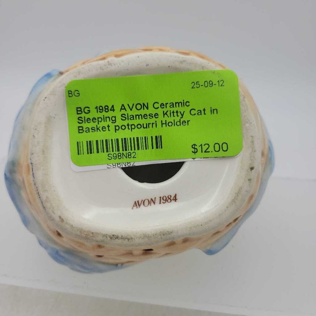 1984 AVON Ceramic Sleeping Siamese Kitty Cat in Basket potpourri Holder Figurine (BG)
