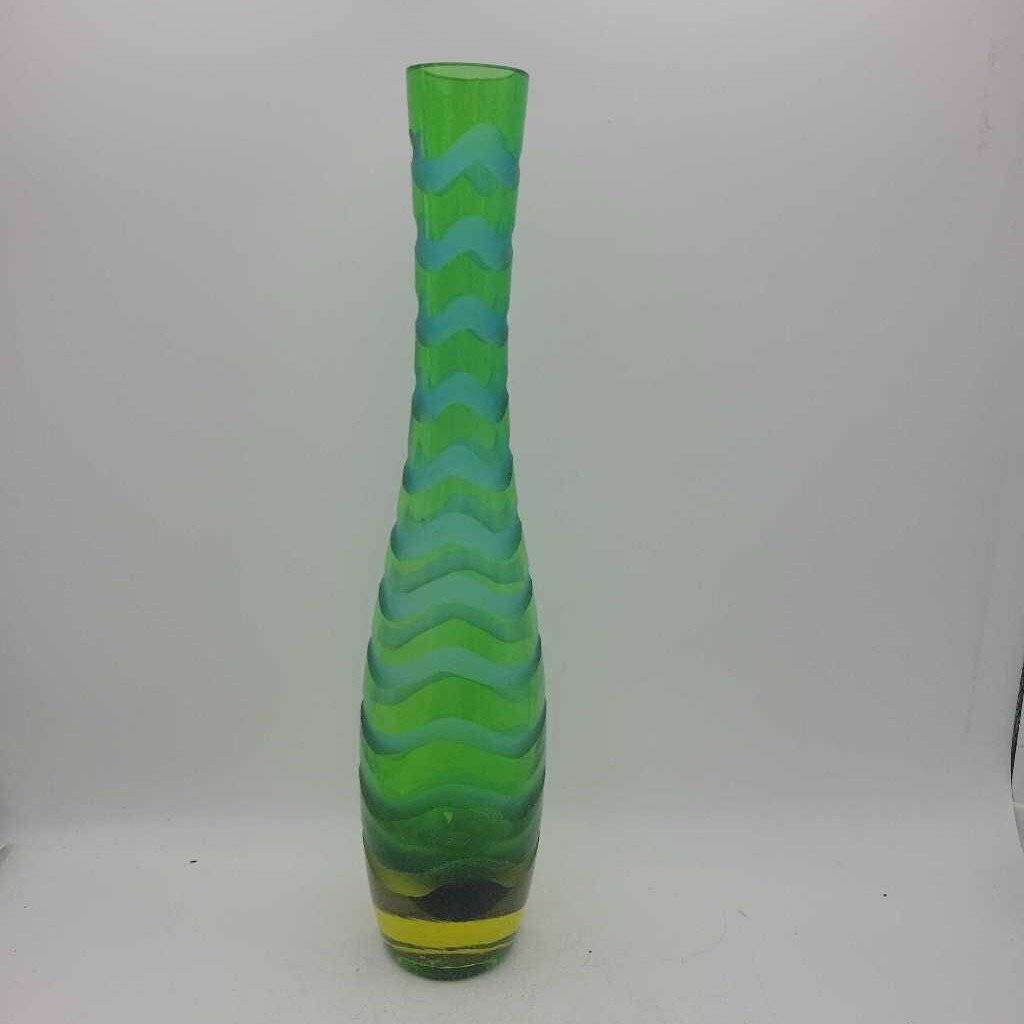 Art Glass etched Vase (DMG) 0622