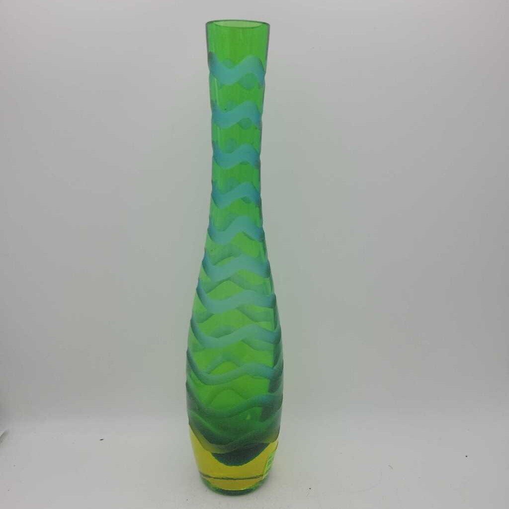 Art Glass etched Vase (DMG) 0622