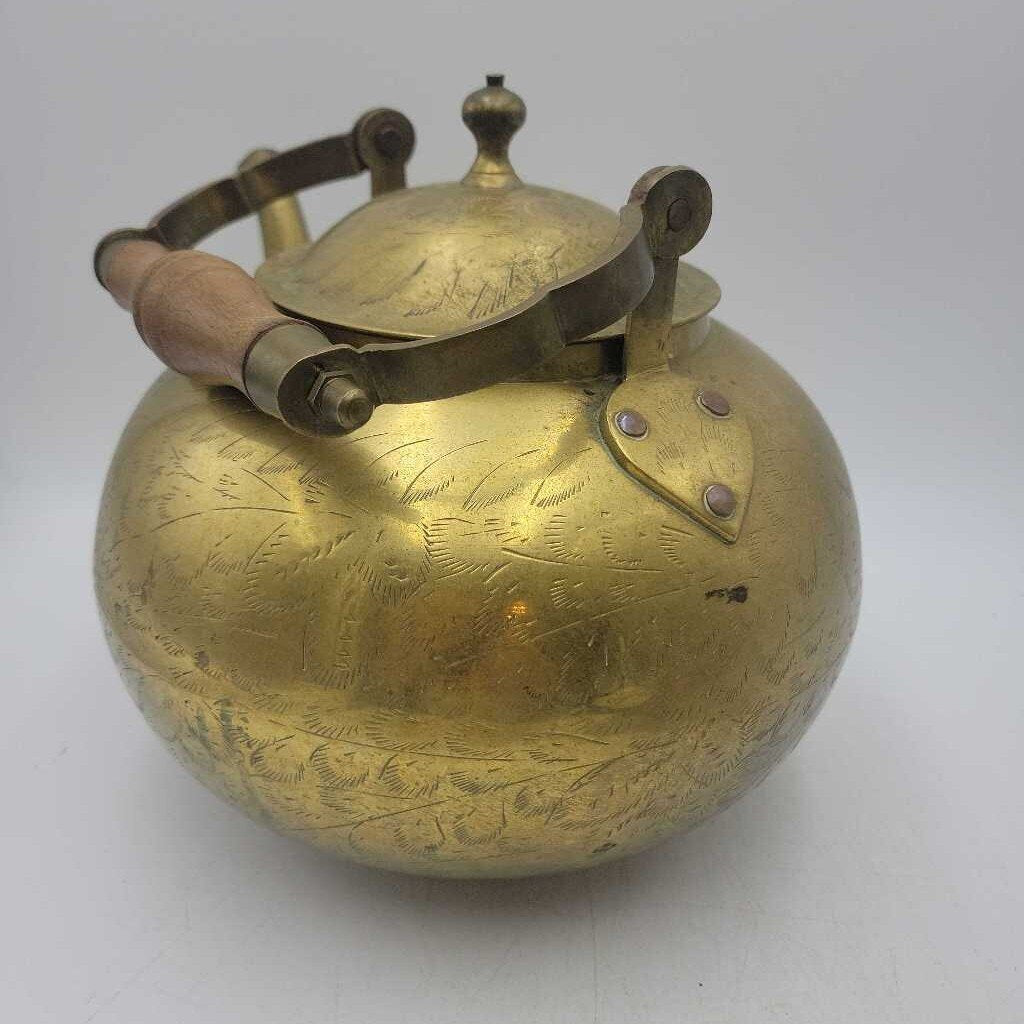Etched solid brass kettle (COL#2193)