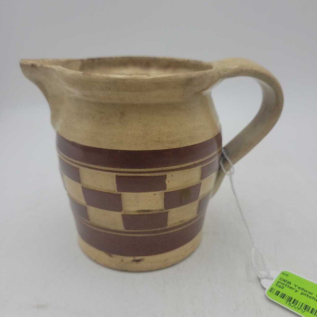 Yellow ware Antique pottery pitcher / Jug (DEB)