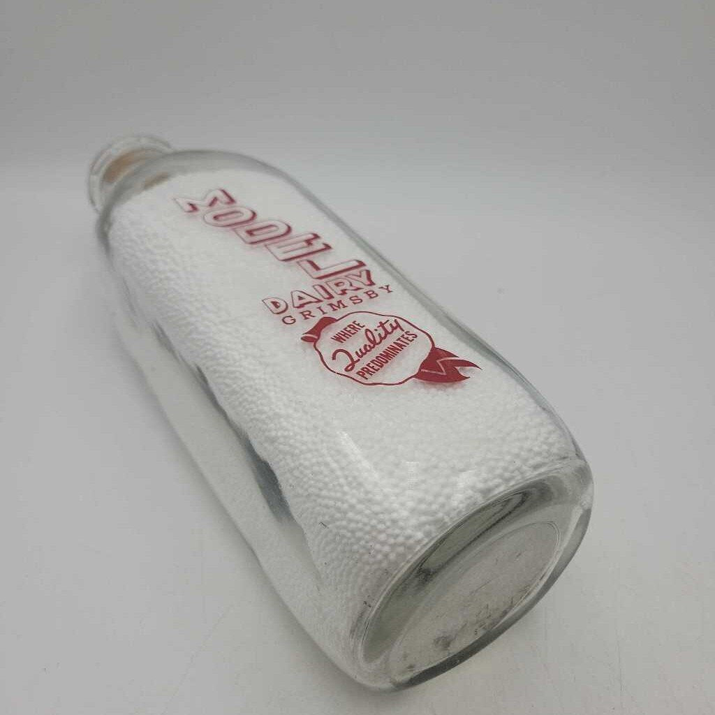 Model Dairy Grimsby Quart milk bottle (DR)