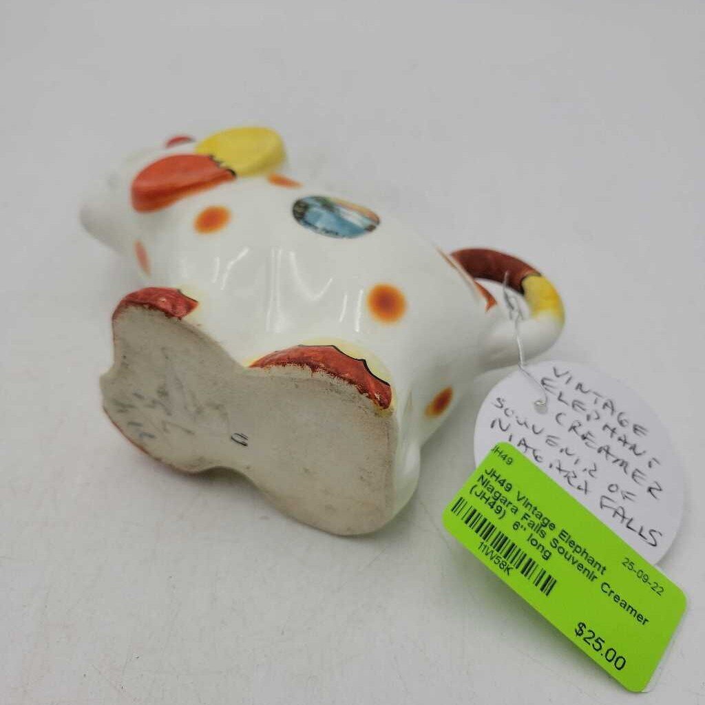 Vintage Elephant Niagara Falls Souvenir Creamer (JH49)