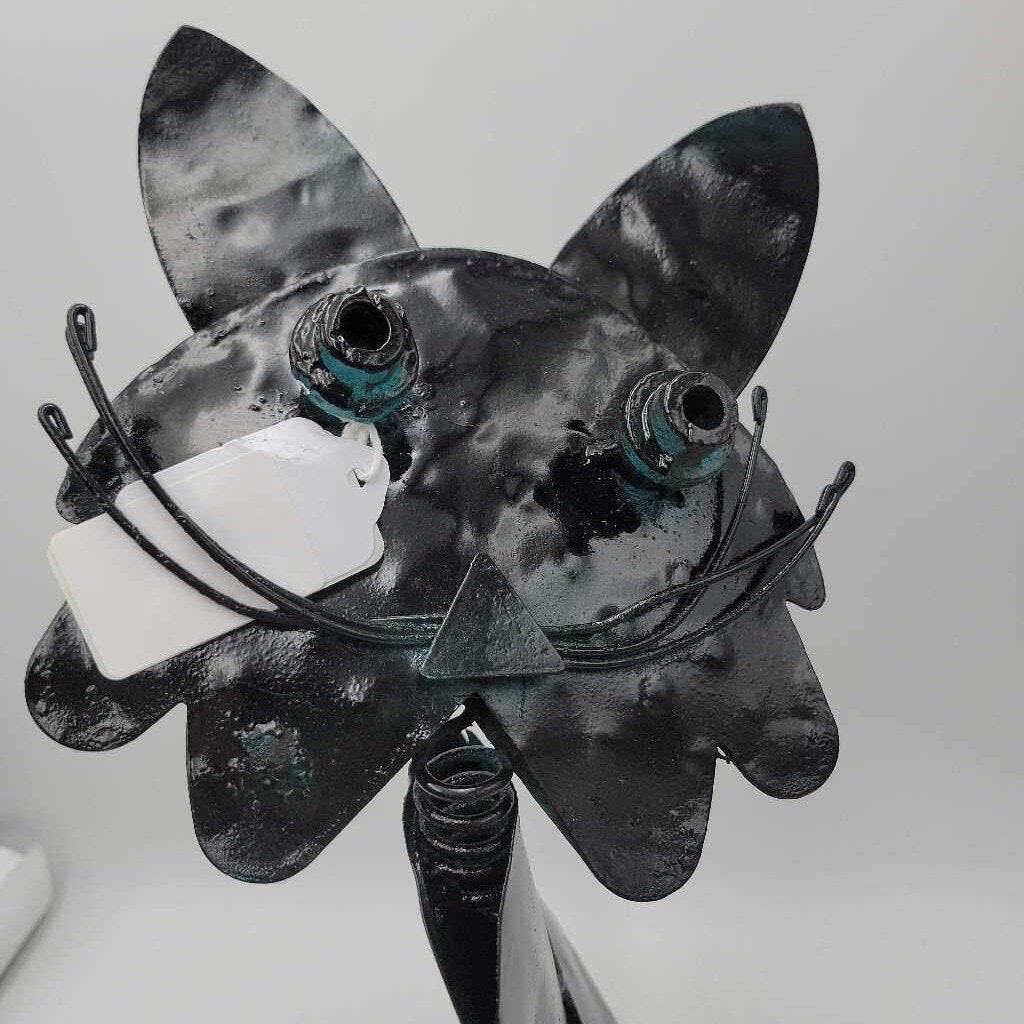 Welded metal Cat Yard Art (JH49)