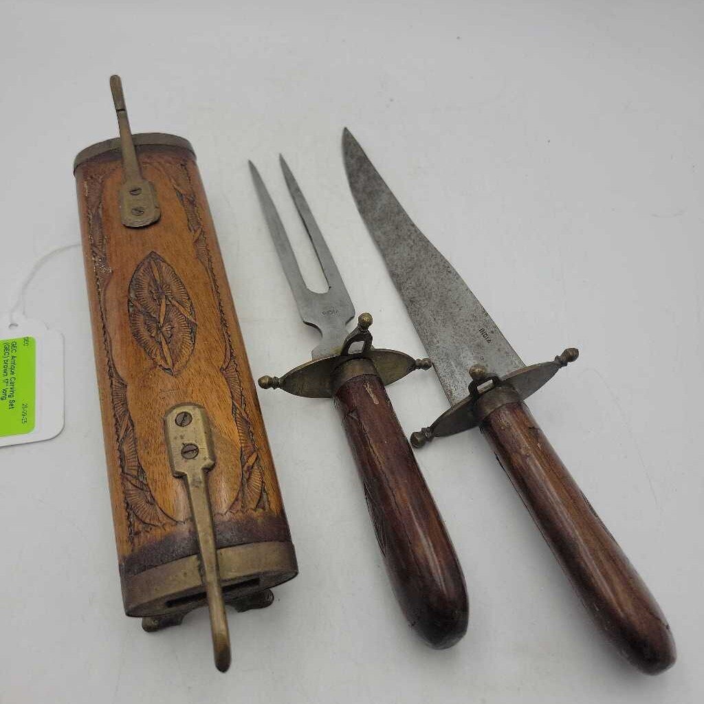 Antique Carving Set (GEC)