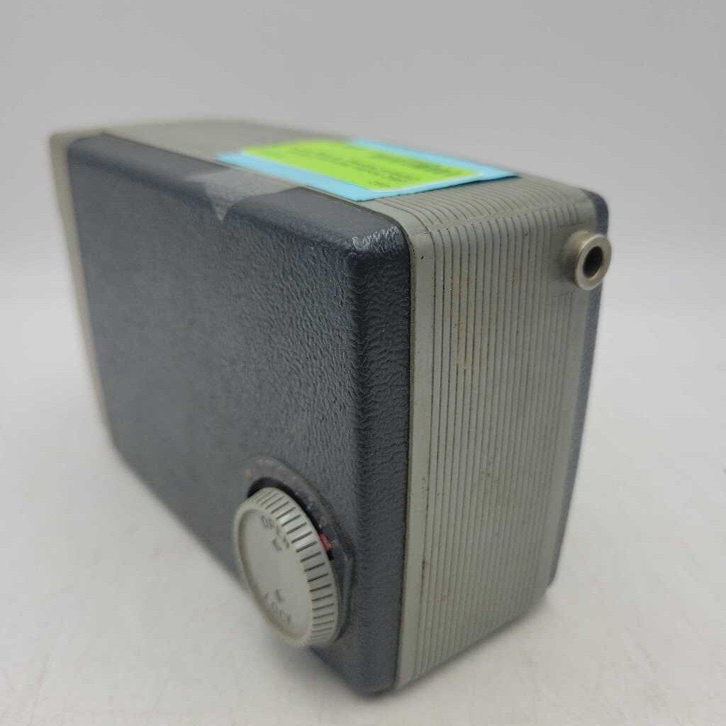 Kodak Brownie 8 Movie Camera (works)