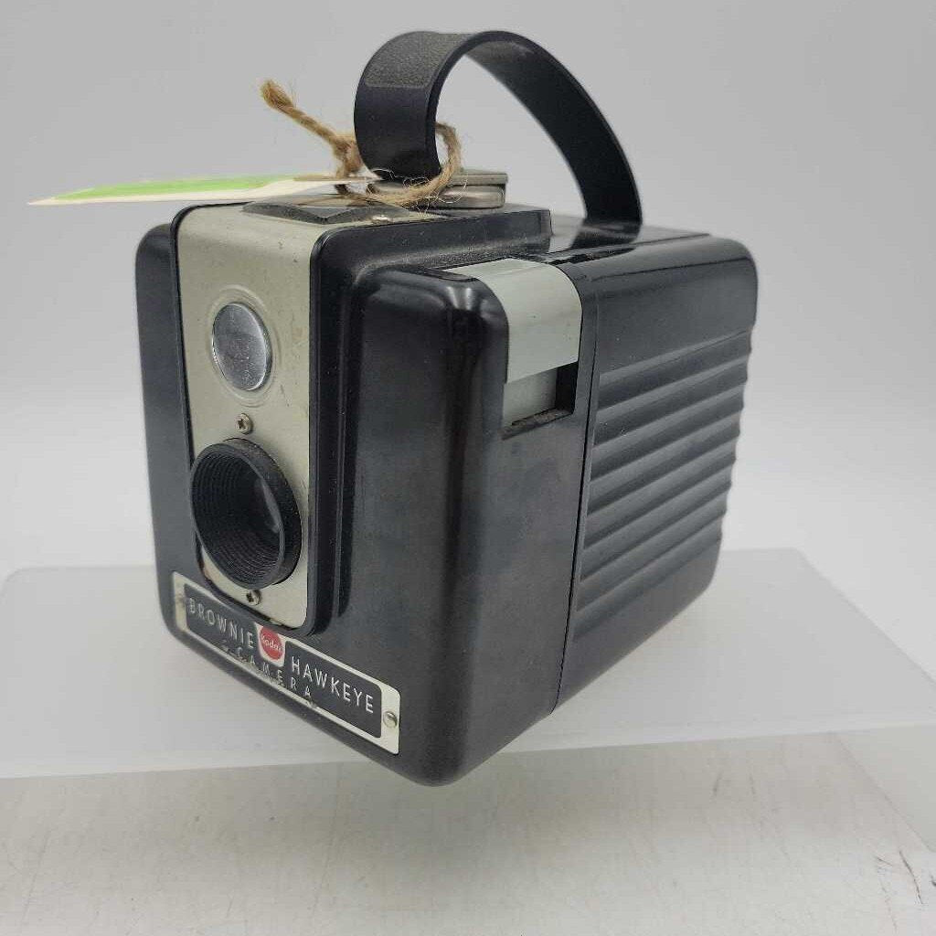 Brownie Hawkeye bakelite camera in box (GBZ)