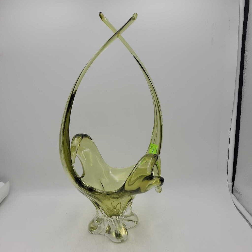 MCM Art Glass Chalet Canada vase (DS) 3540