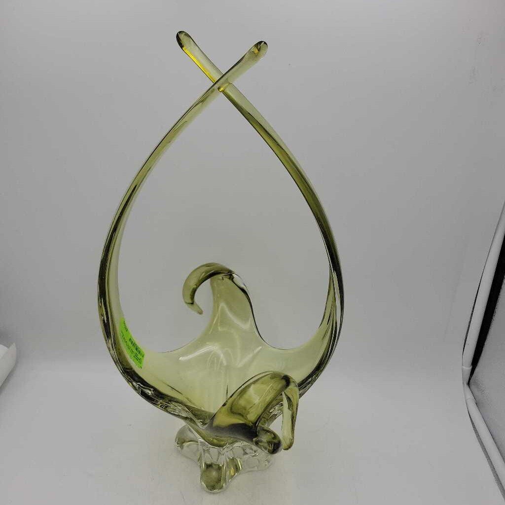 MCM Art Glass Chalet Canada vase (DS) 3540
