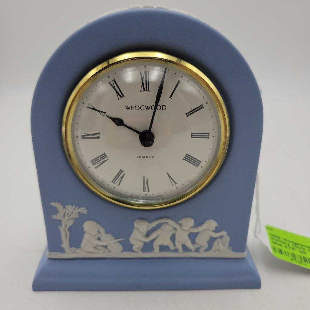 Wedgewood England Pottery Clock Quartz (DEB)