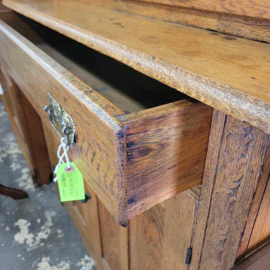 Antique Cabinet (YVO) 510