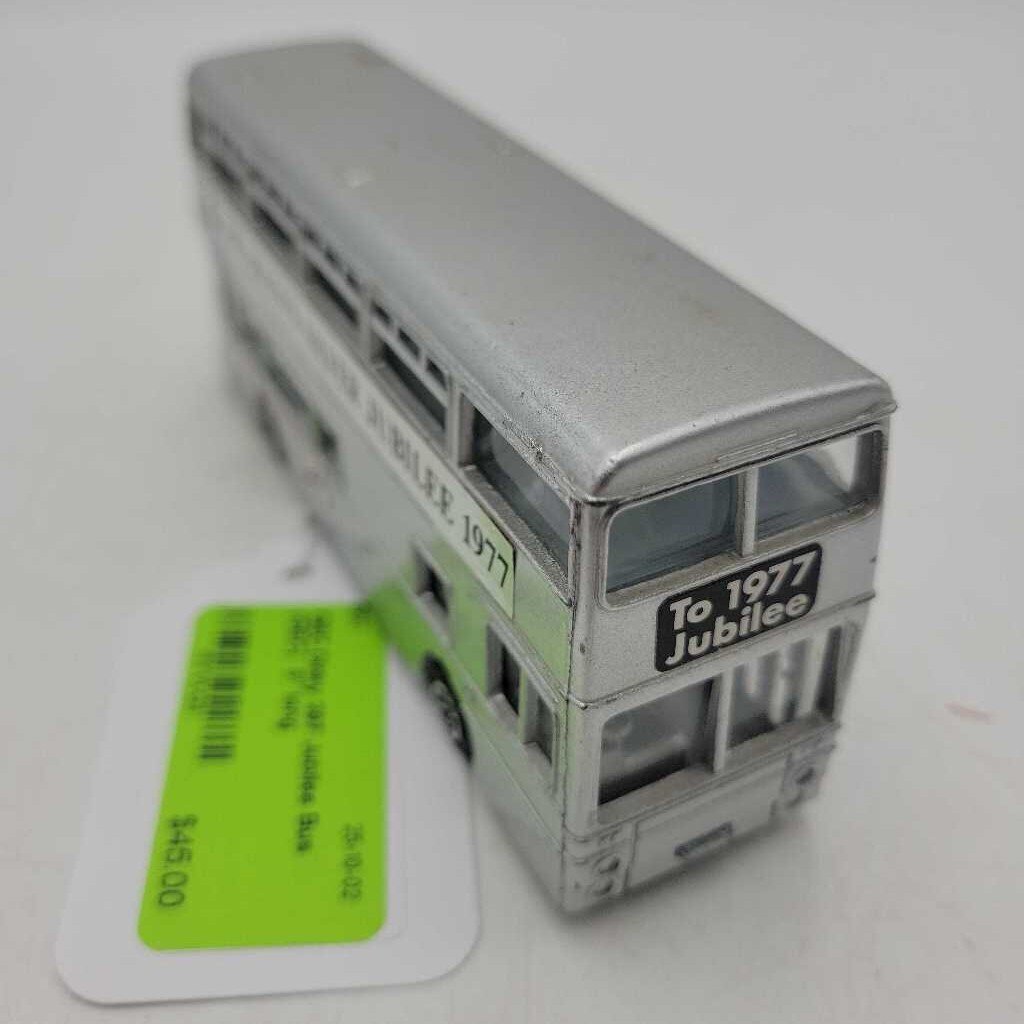 Dinky 297 Jubilee Bus (GEC)