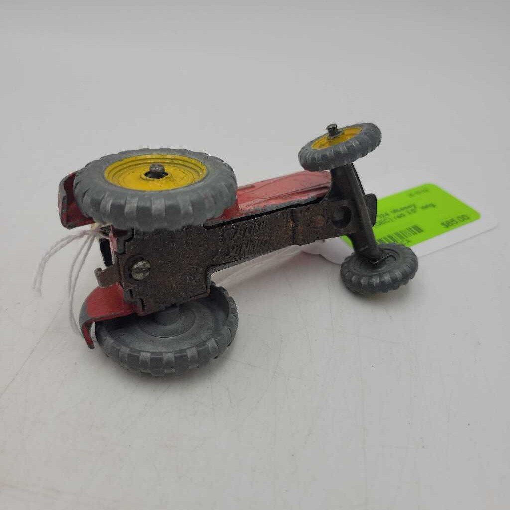 Dinky 324 Massey Tractor (GEC)