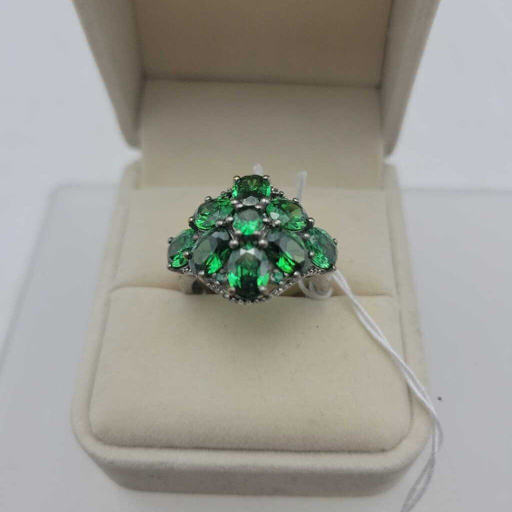 Sterling Green Gemstone Ring - 13169 (VT)