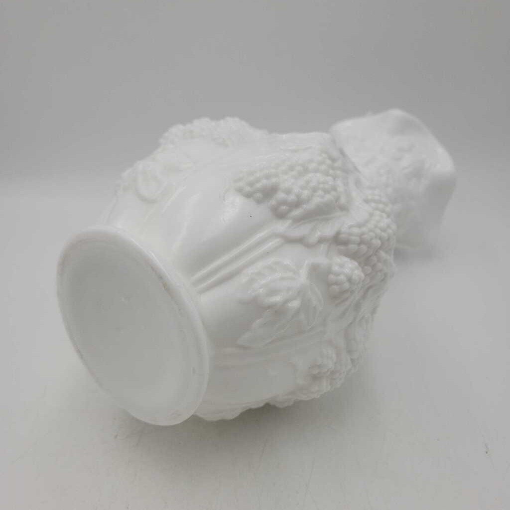Antique Milk Glass Vase (DEB)
