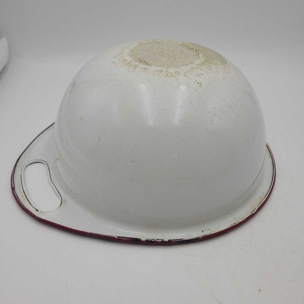 Enamelware Bowl with handle (JAS)