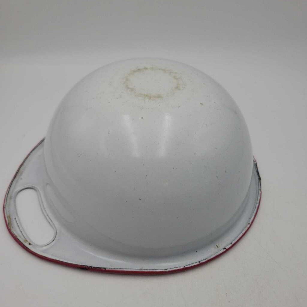 Enamelware Bowl with handle (JAS)