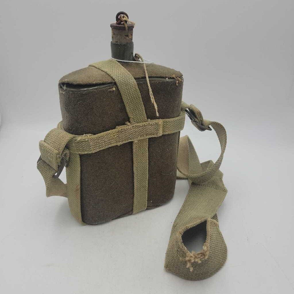 WW2 ERA Canteen (BS)