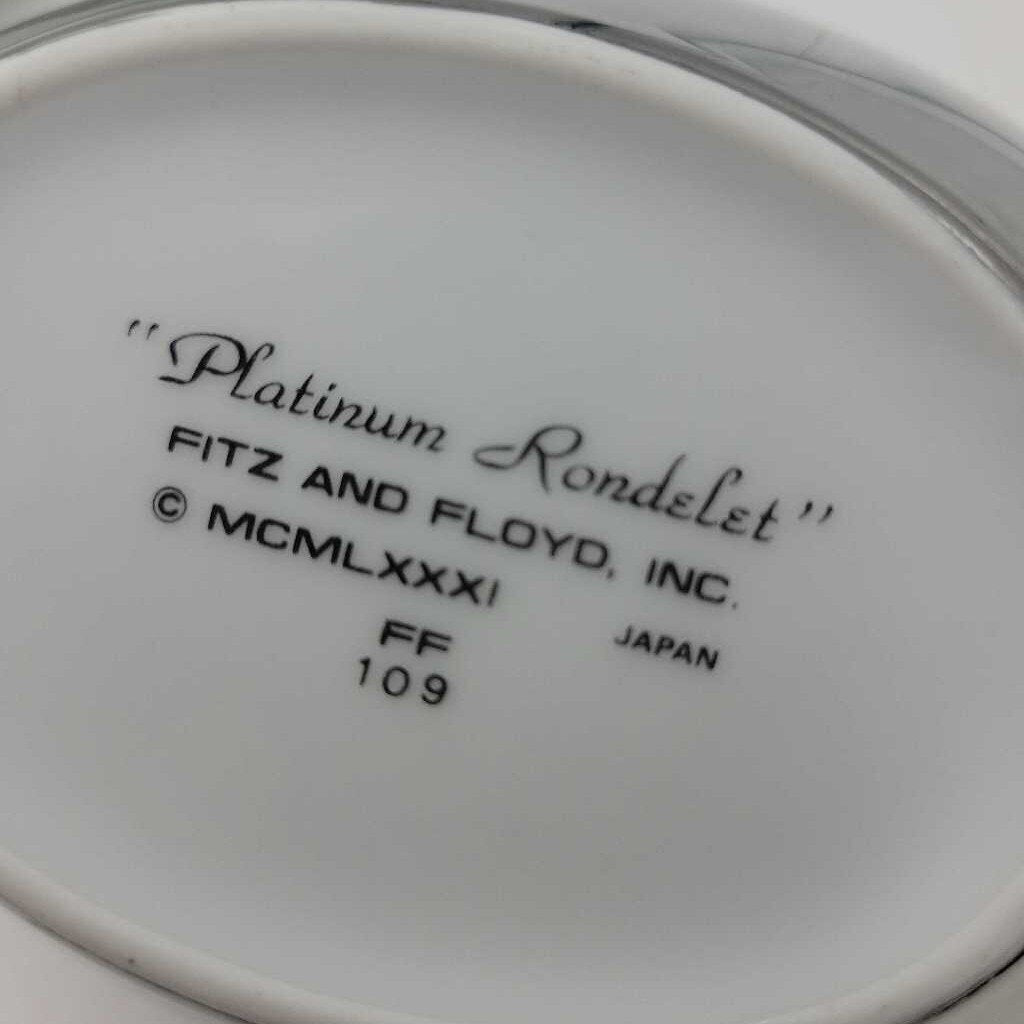 Fritz and Floyd Gravy Boat and plate (UR)