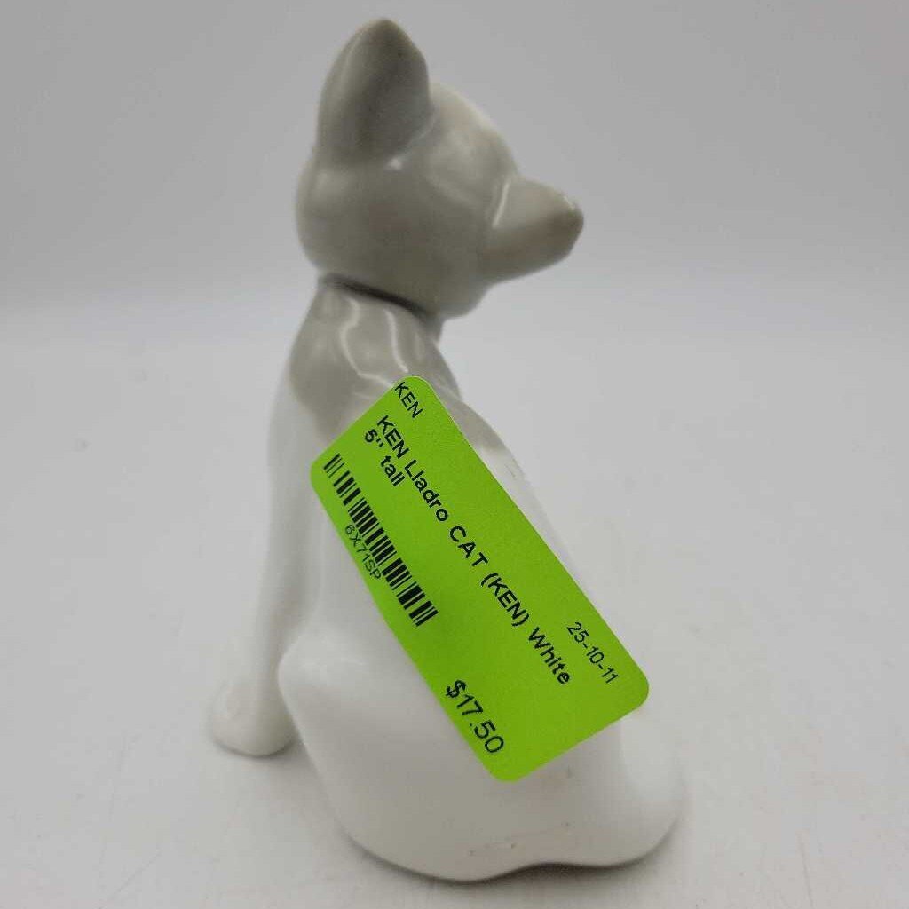 Lladro CAT (KEN)