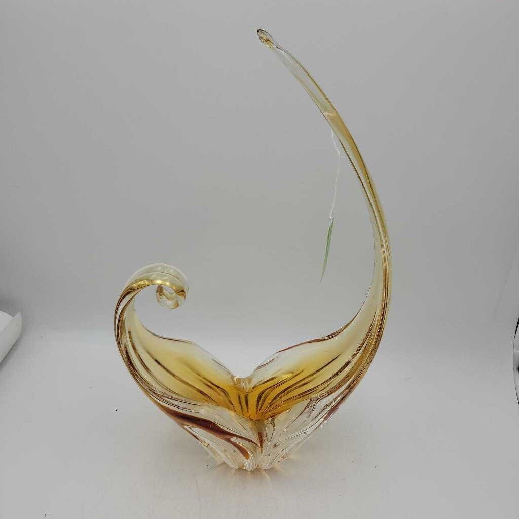 Art Glass vase (DEB)