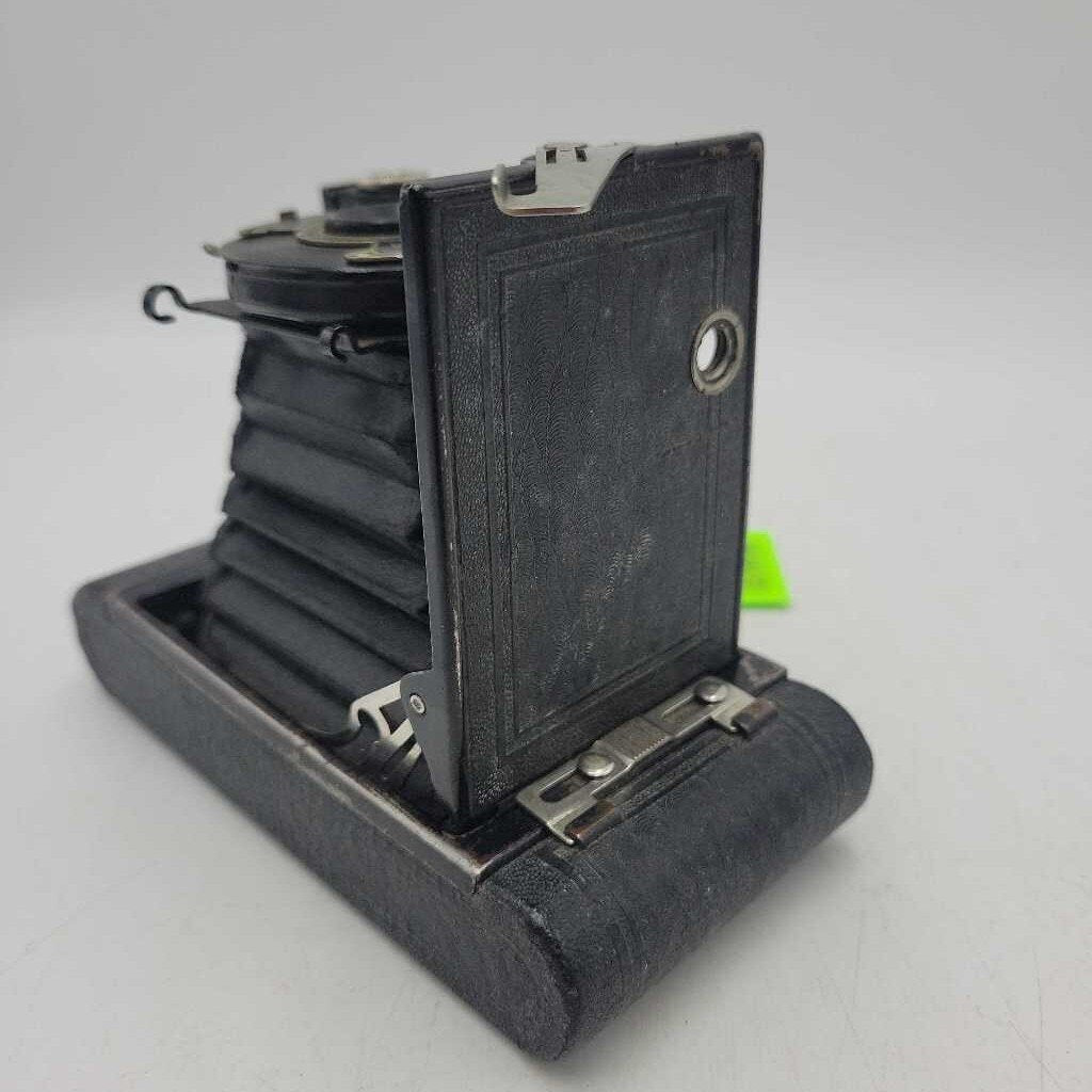 Kodak Vest Pocket Model B Camera (YVO) 510