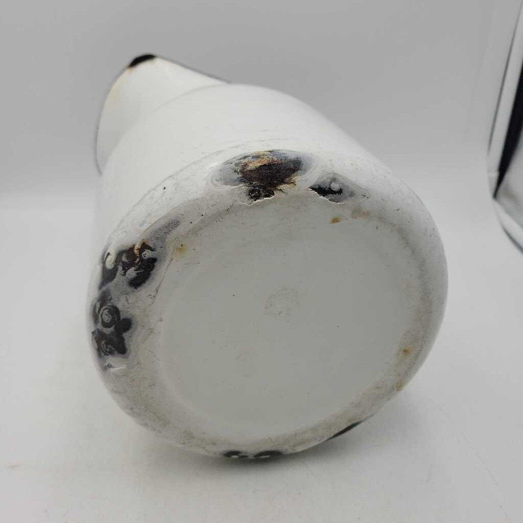 Vintage Enamel Water Jug (LOR)