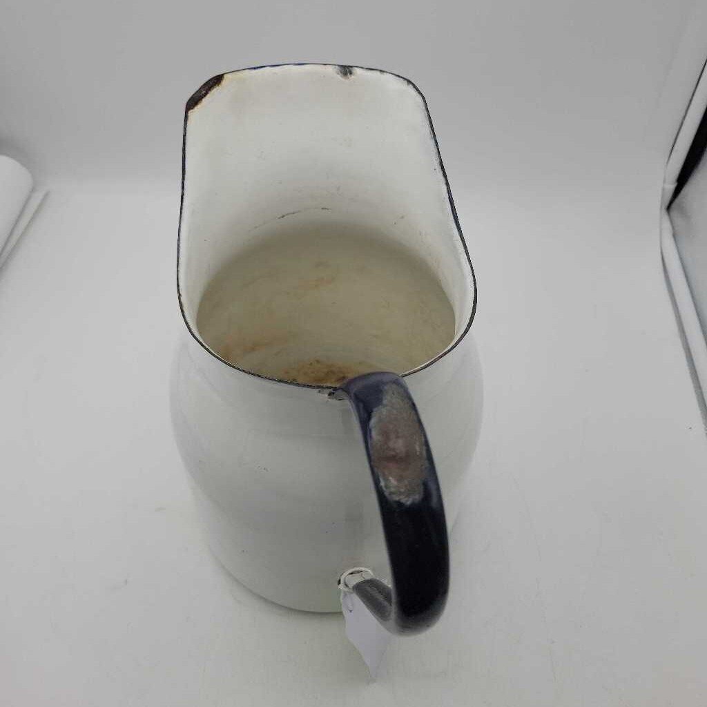 Vintage Enamel Water Jug (LOR)