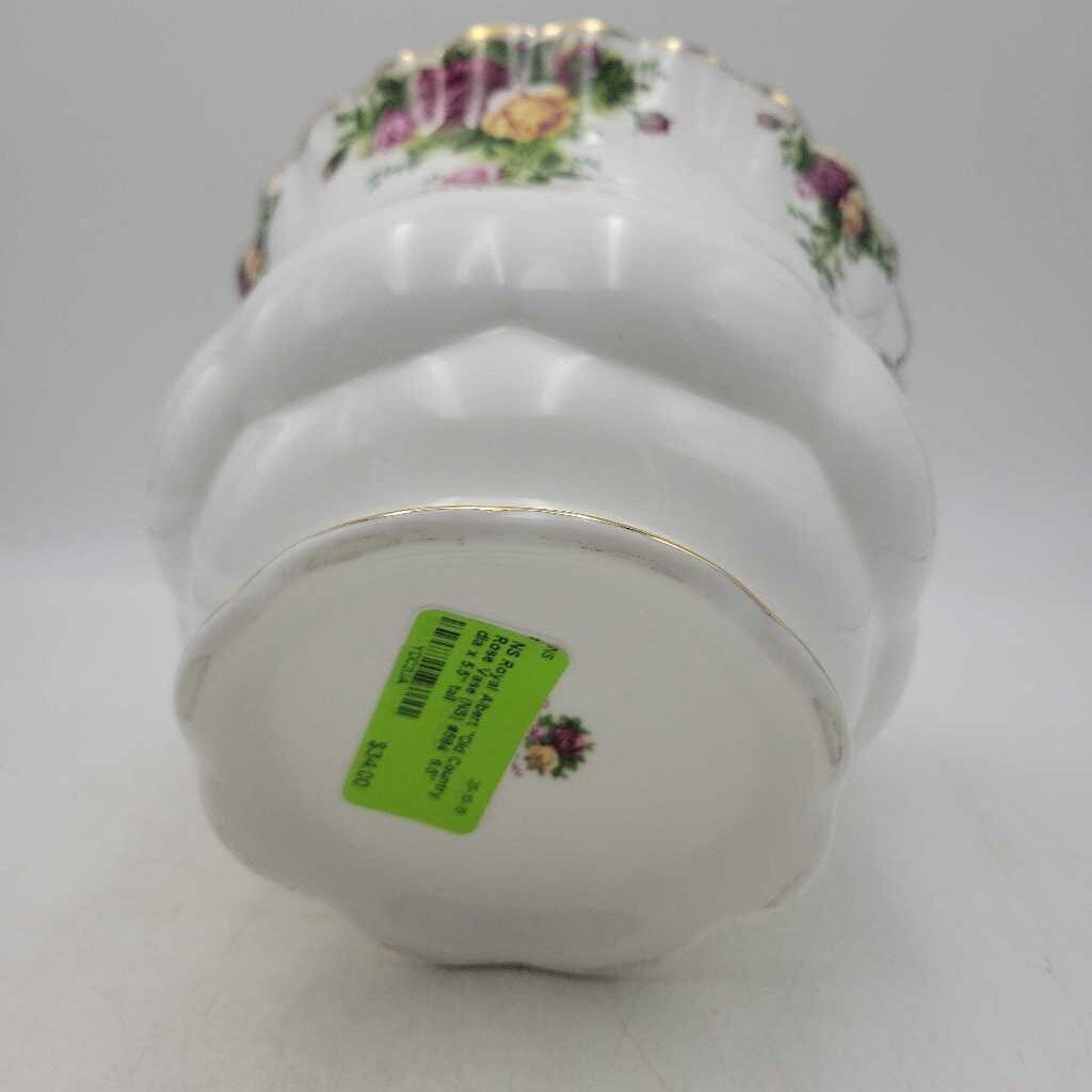 Royal Albert "Old Country Rose Vase (NS) #584