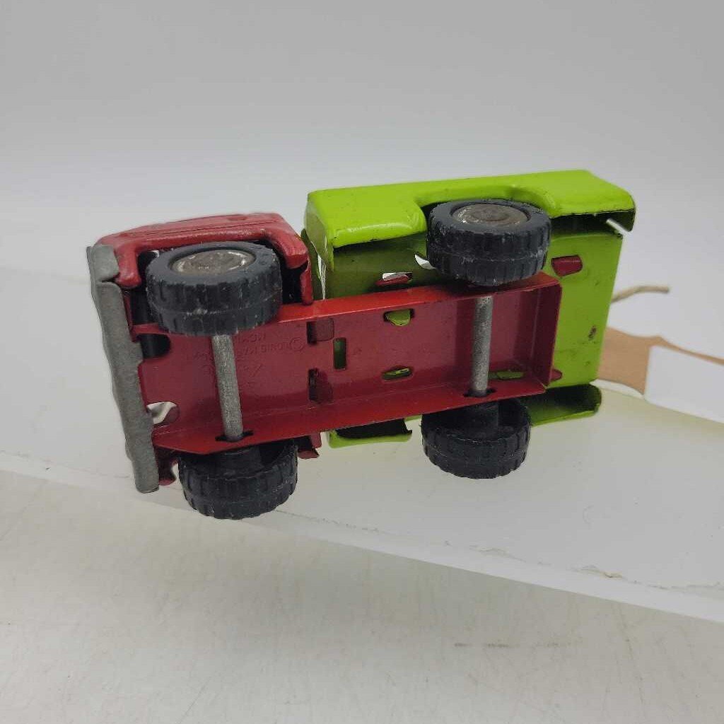 Antique Marx Tow Truck (JAT)