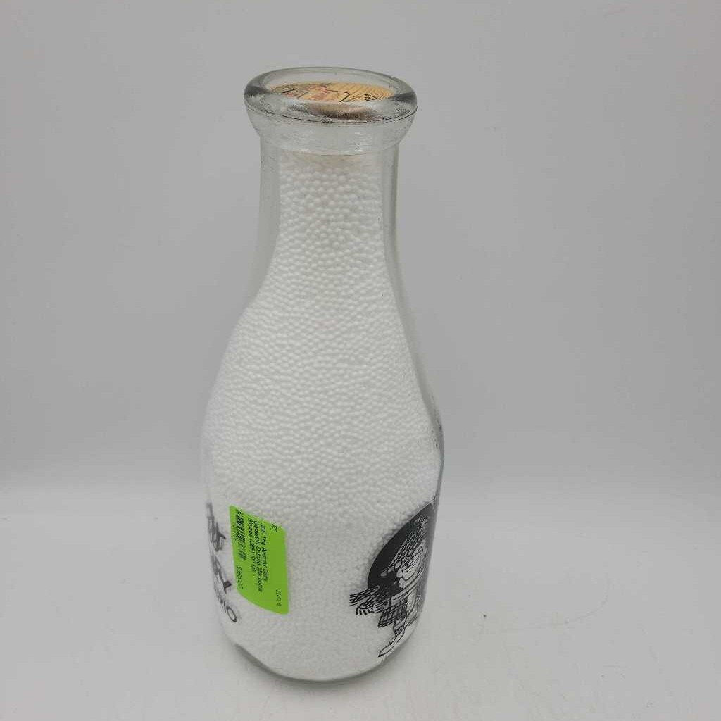 The Andrew Dairy Goderich Ontario Milk bottle Simcoe (JEF)