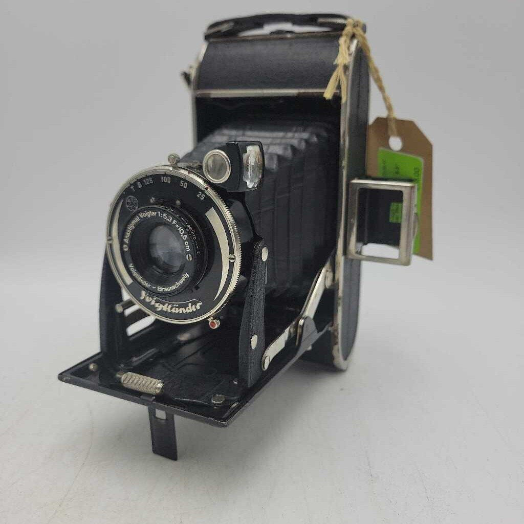 Vintage Camera - Voigtlander Bessa (TWS)