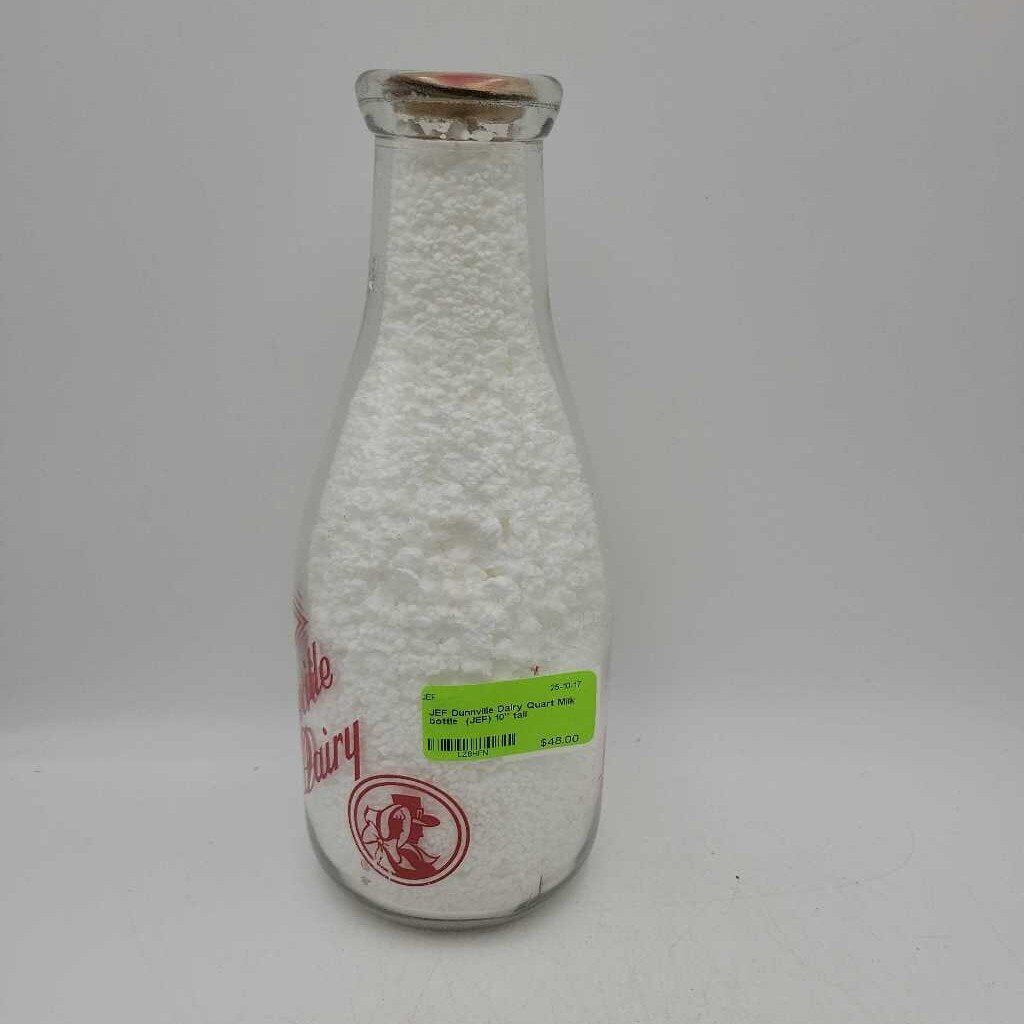 Dunnville Dairy Quart Milk bottle (JEF)