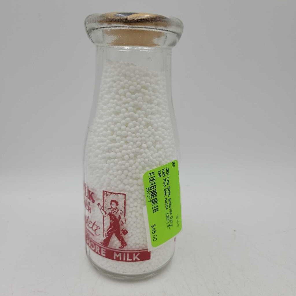 Lee Grills Belleville Dairy half Pint Milk bottle (JEF)