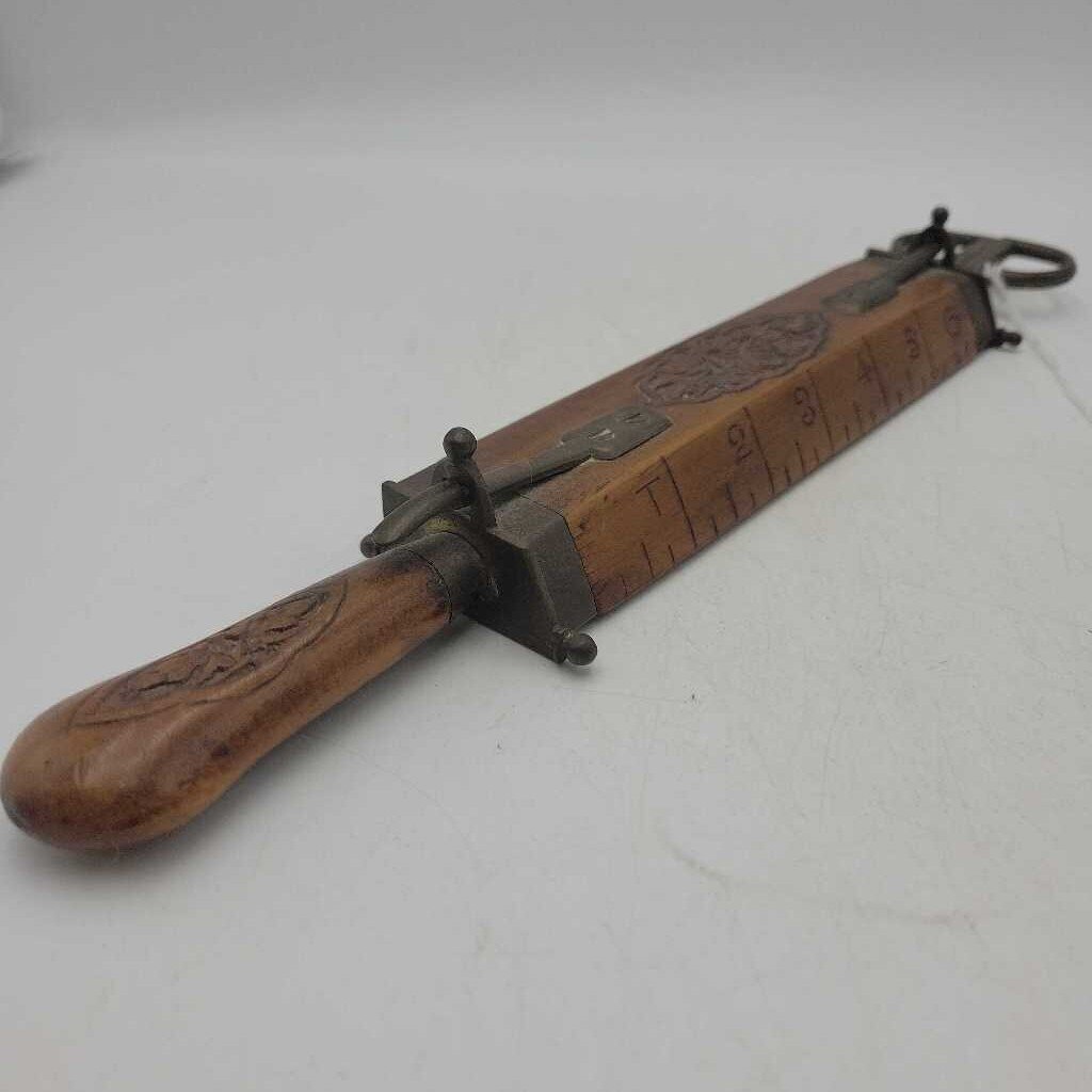 Vintage Desk set Scissors and letter opener Carved wooden case (RHA)