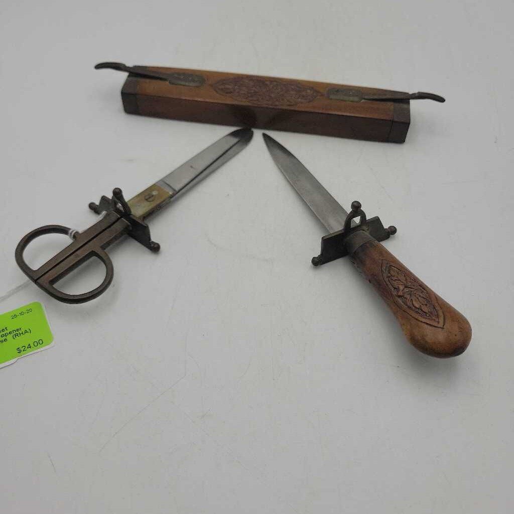 Vintage Desk set Scissors and letter opener Carved wooden case (RHA)
