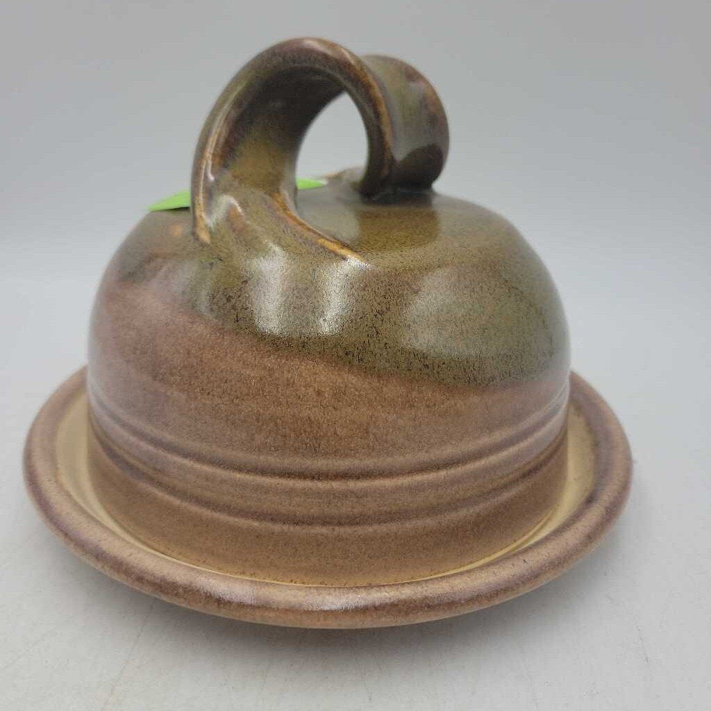 Pottery Butter Bowl with Lid (YVO) (510)