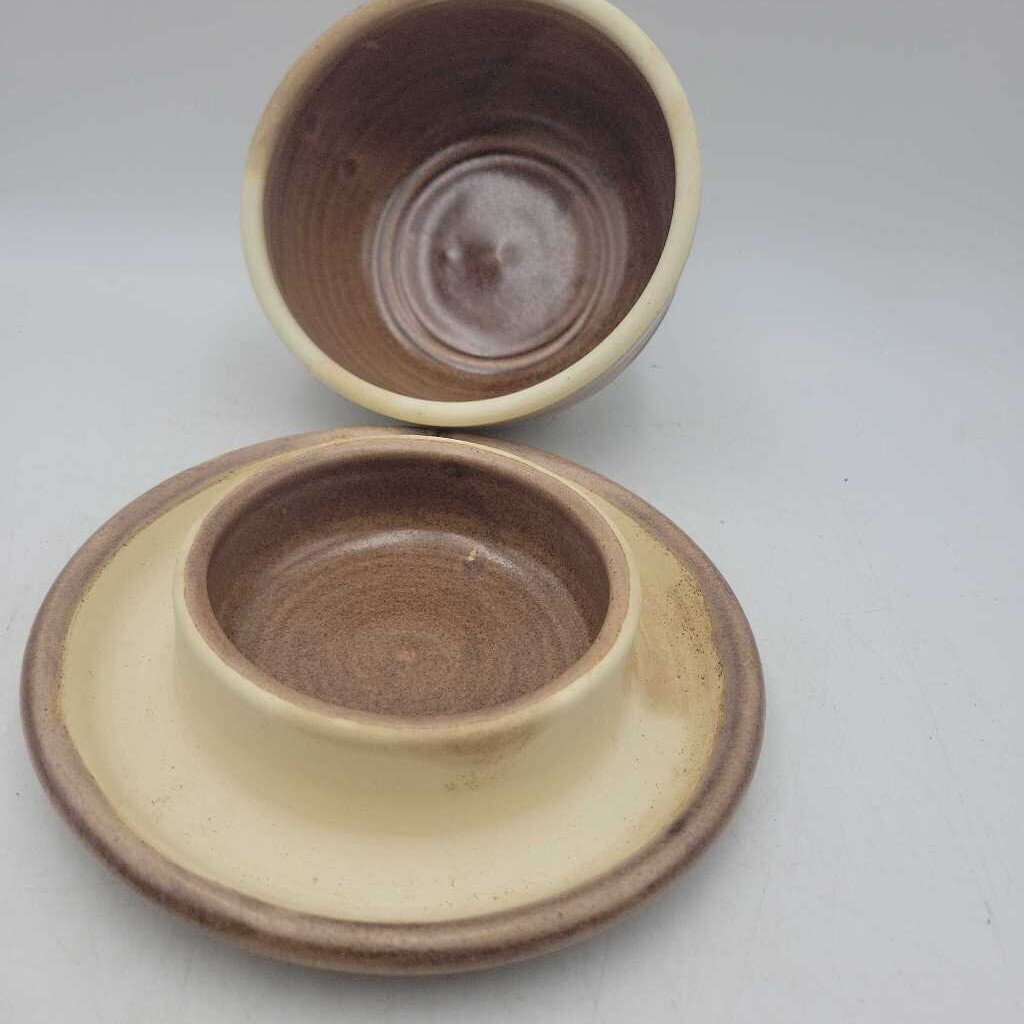Pottery Butter Bowl with Lid (YVO) (510)