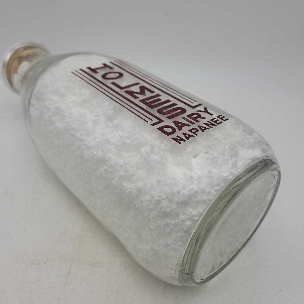 Holmes Dairy Napanee Quart milk Bottle (JAS)