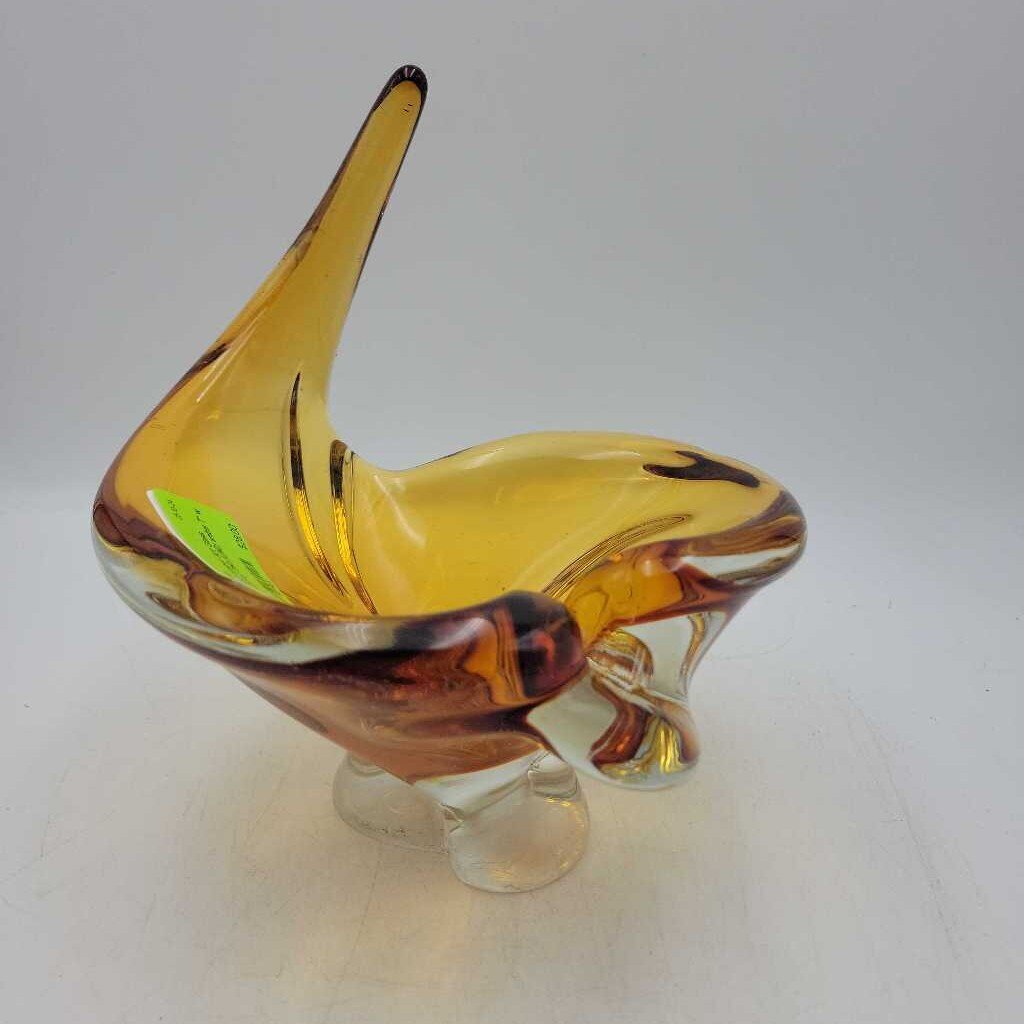 Amber Art Glass ashtray Dish (LIND)