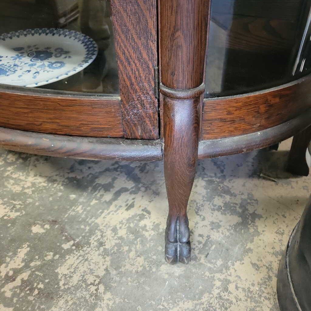Antique Oak Curved Glass Cabinet (YVO) (511)
