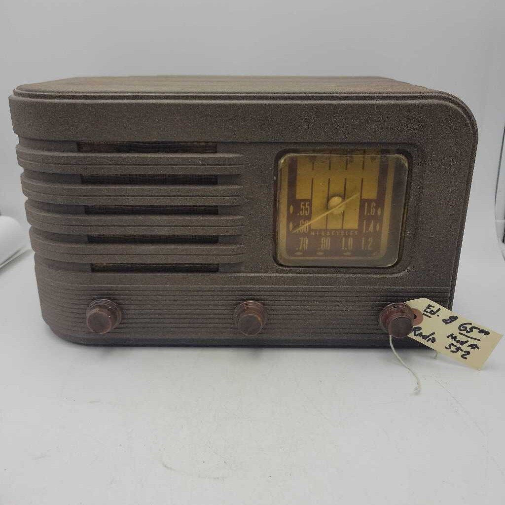 Stromberg Carlson Model 552 Radio (ED)
