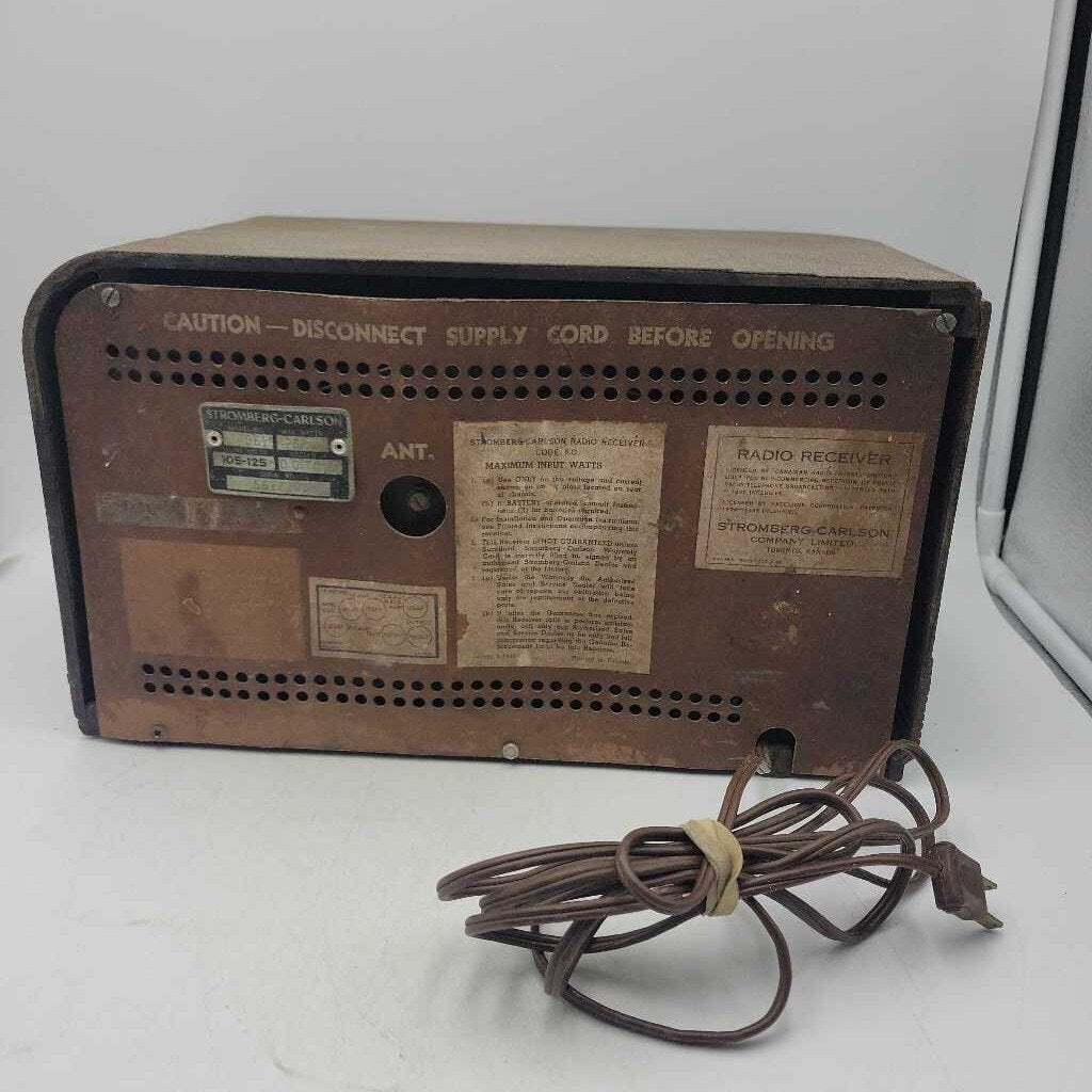 Stromberg Carlson Model 552 Radio (ED)