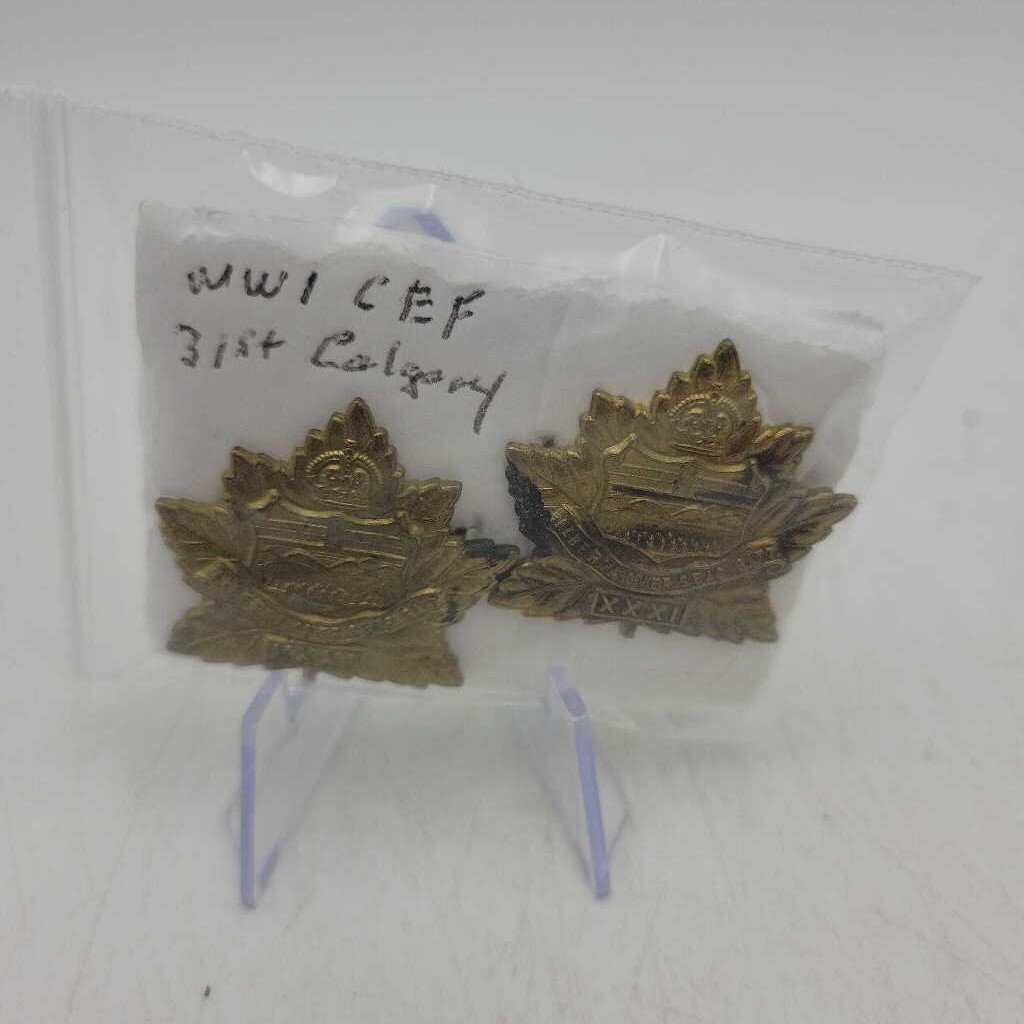 WW1 CEF 31 th Calgary Collar dog Badges pair (JL) war memorabilia
