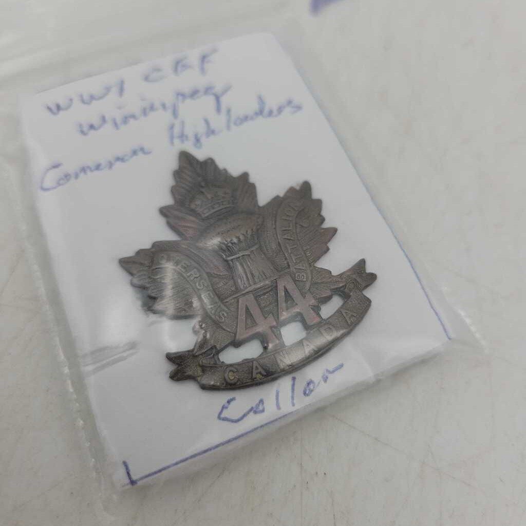 WW1 44 thCEF Canada Winnipeg Collar Badge (JL) war memorabilia