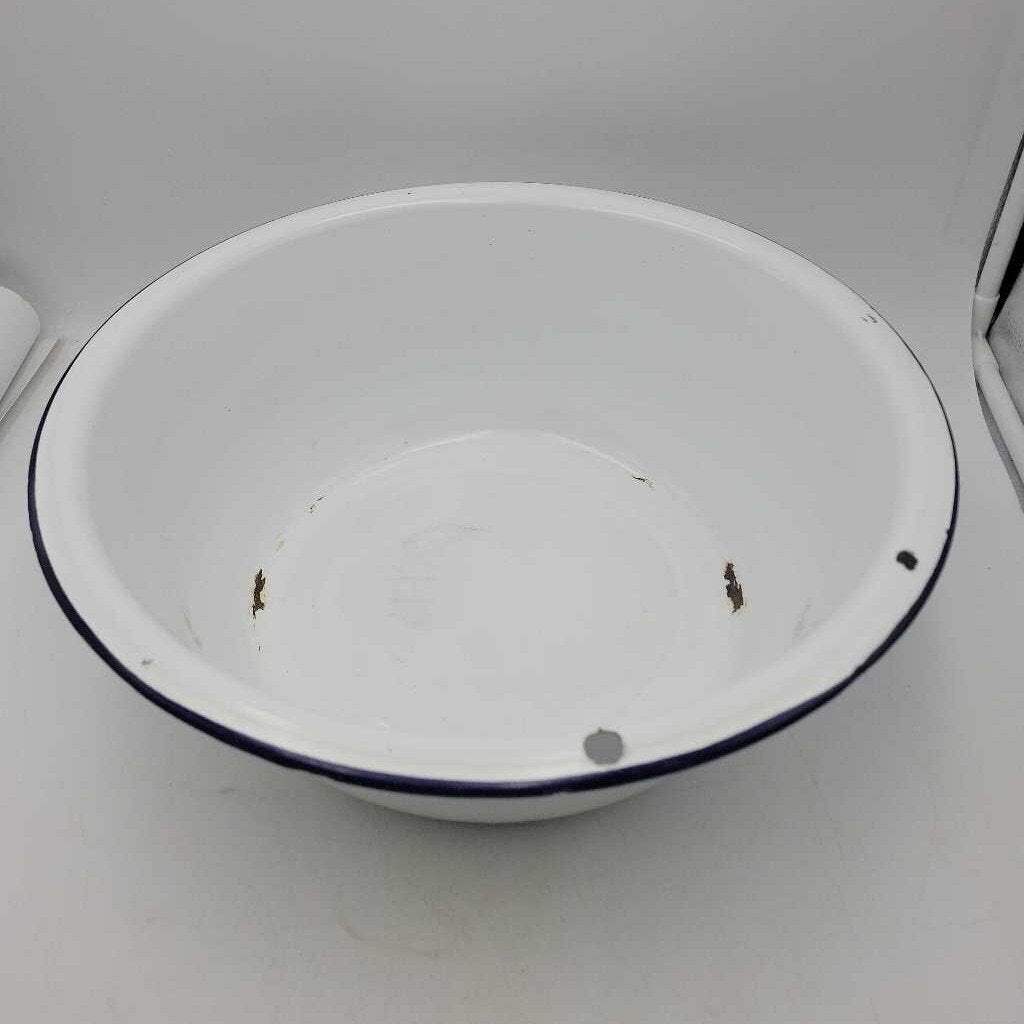 Graniteware Enamelware Pan (JAS)